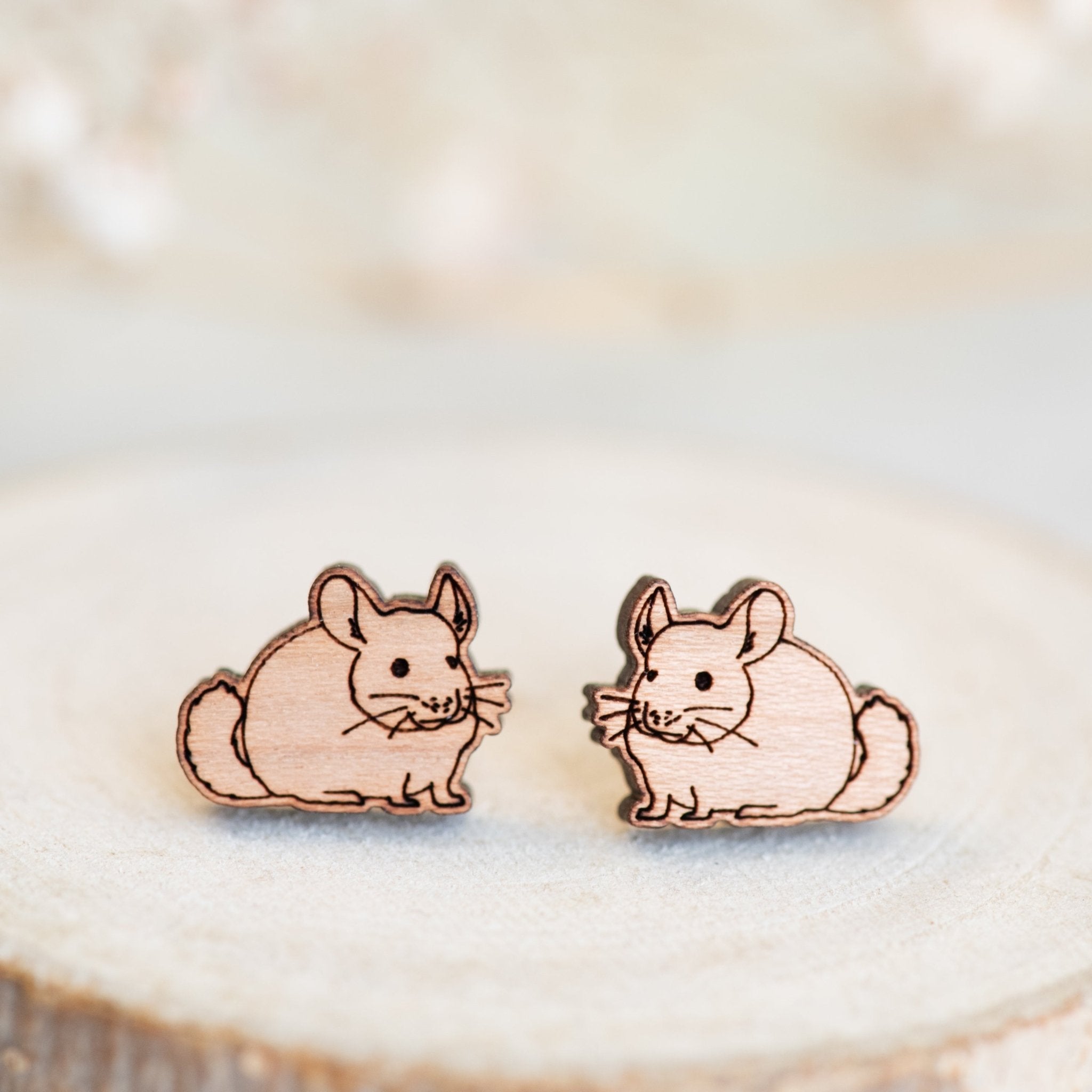 Chinchilla earrings 2025